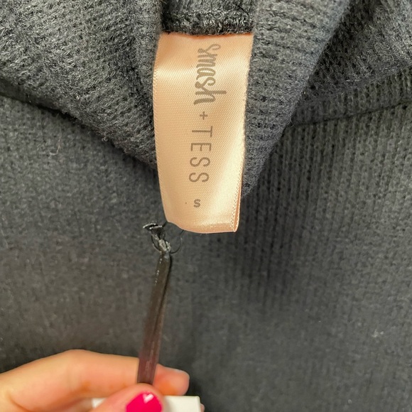 NWT - Smash + Tess - Chelsea Sweater Dress - Picture 7 of 9